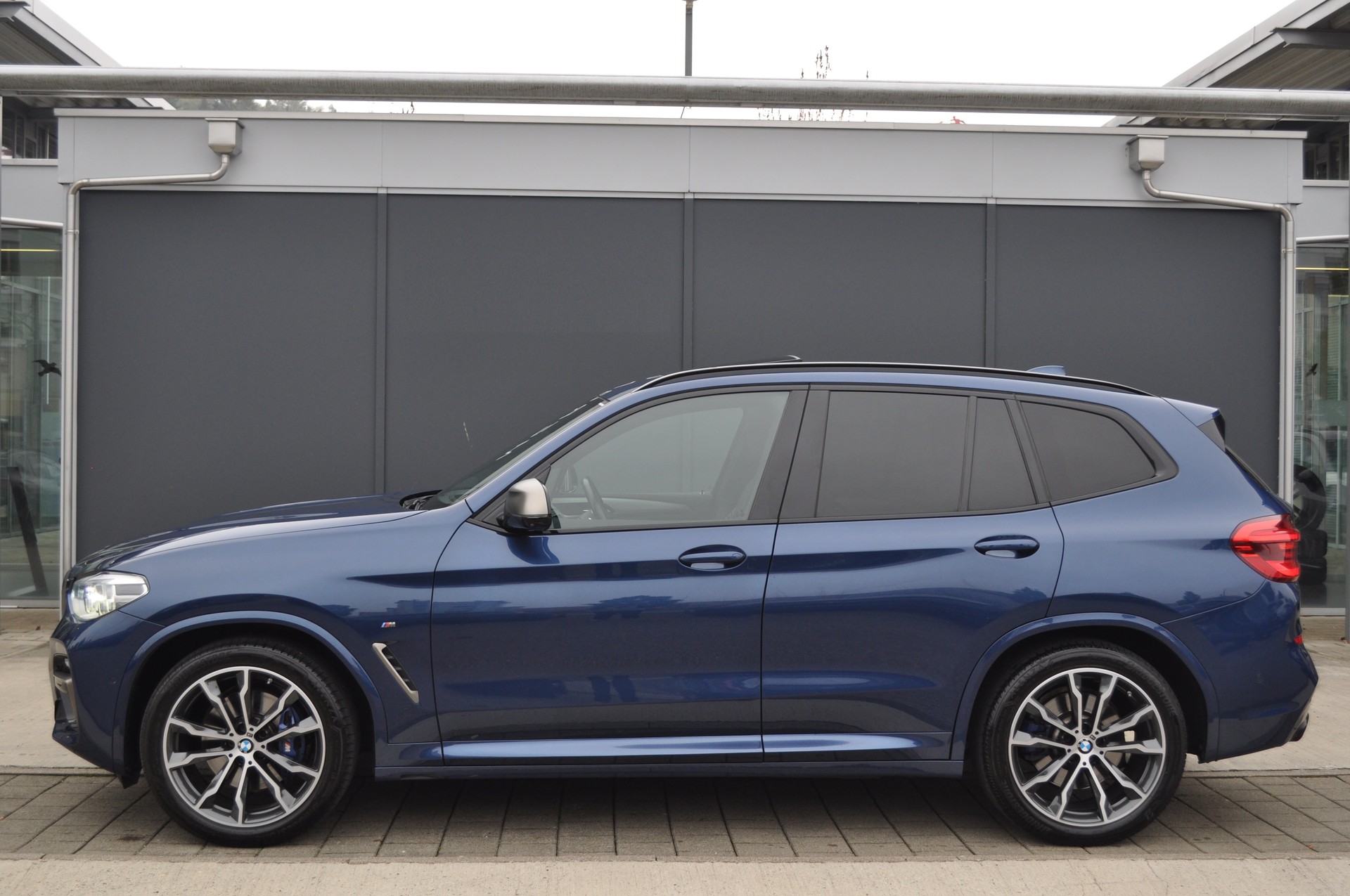 BMW X3 xDrive M40i-image-2