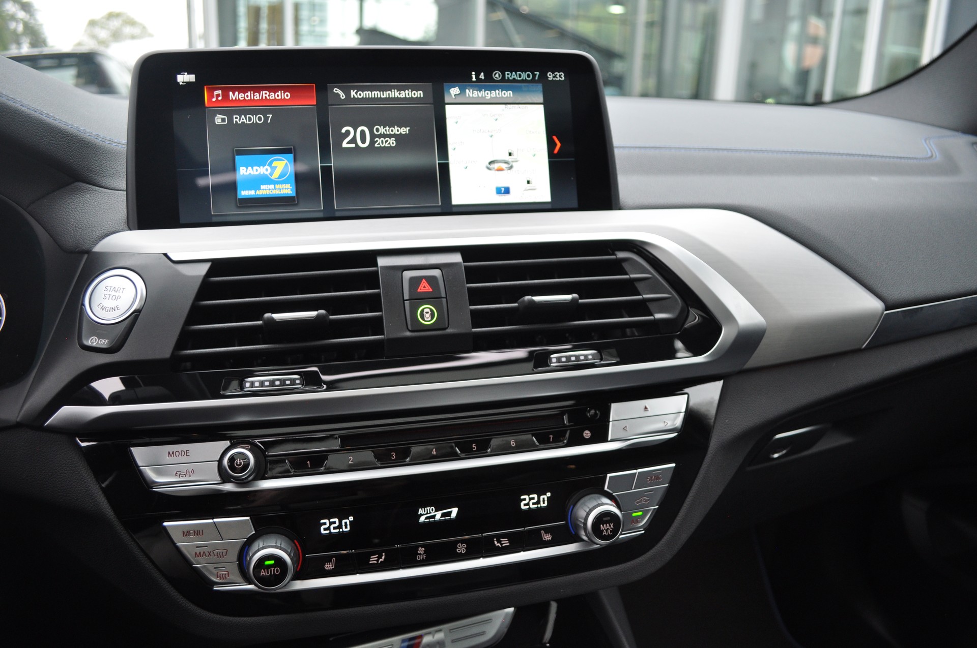 BMW X3 xDrive M40i-image-12