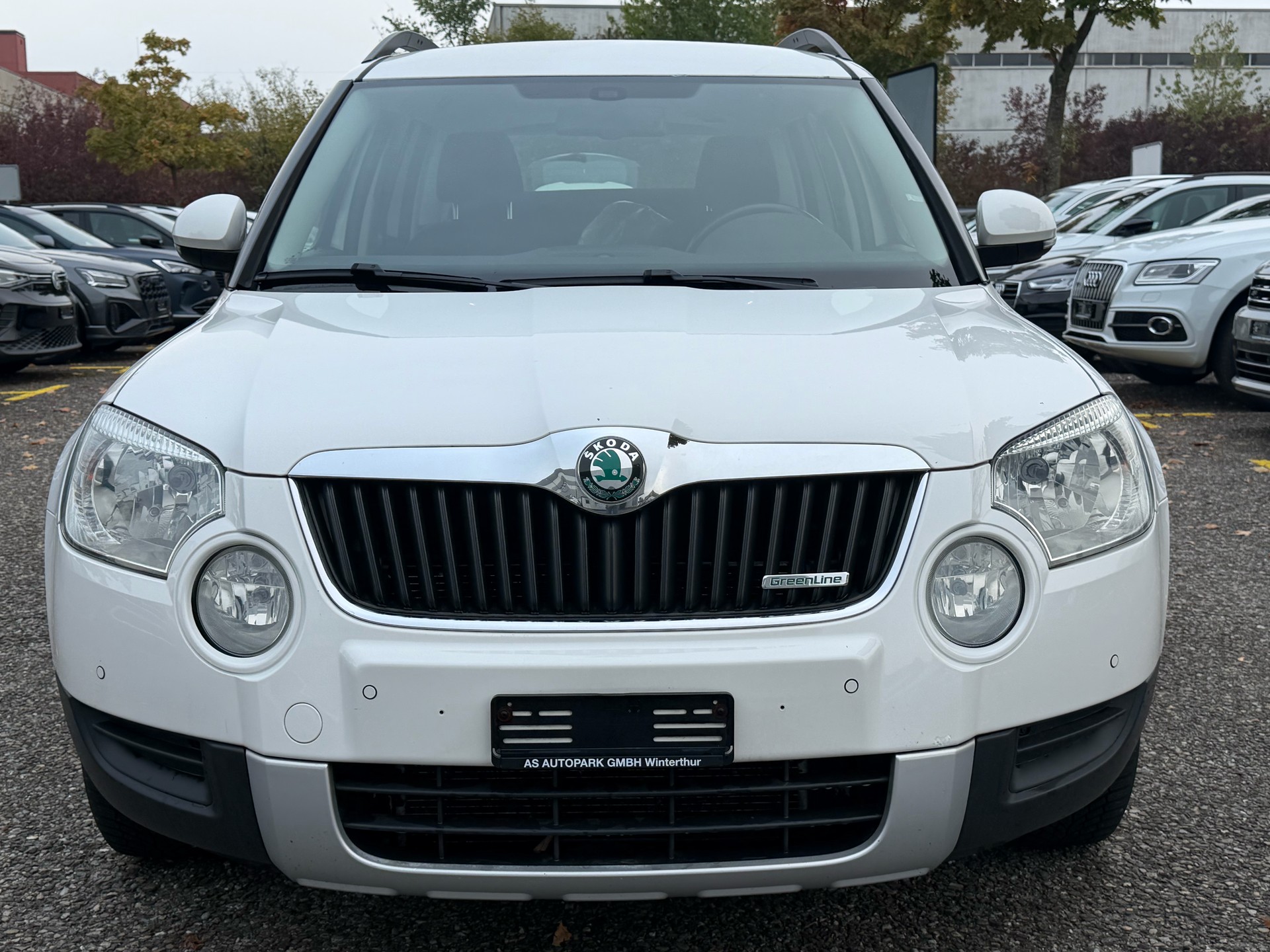 SKODA Yeti 1.6 TDI GL Ambition-showroom-element-1