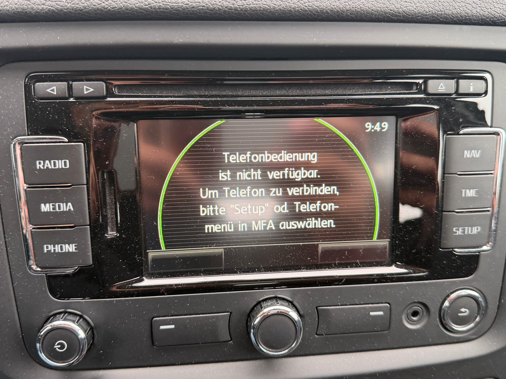 SKODA Yeti 1.6 TDI GL Ambition-image-18