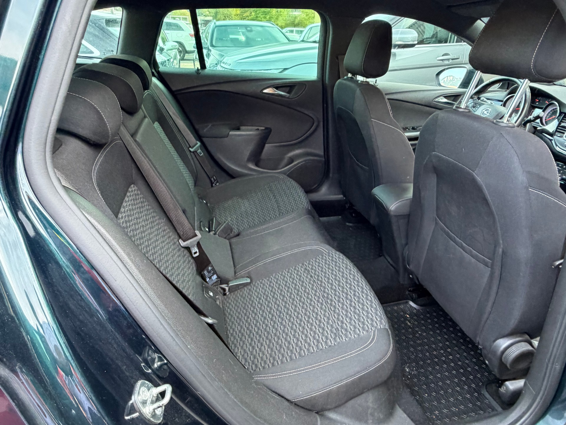 OPEL ASTRA-image-10
