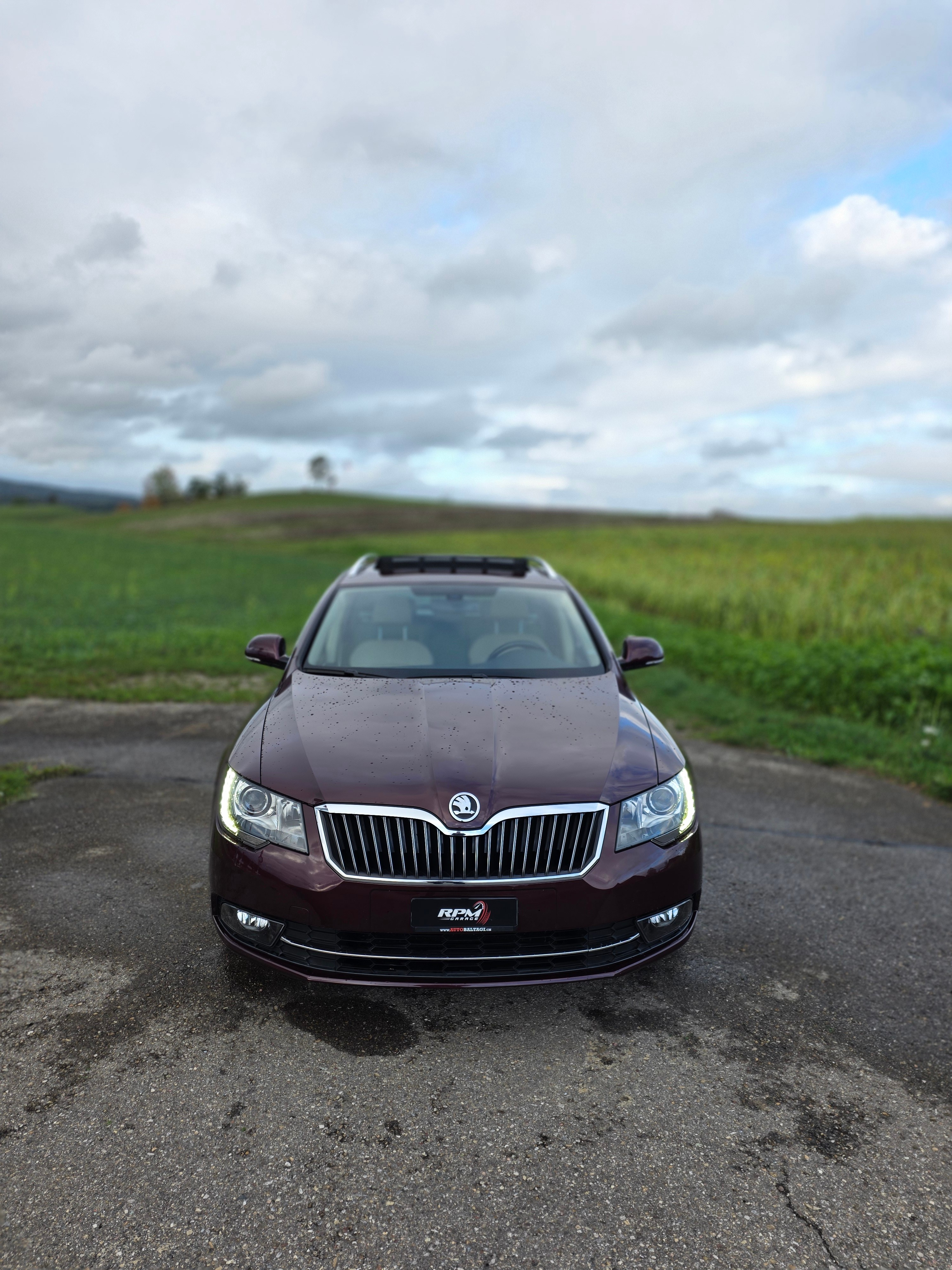 Car photo