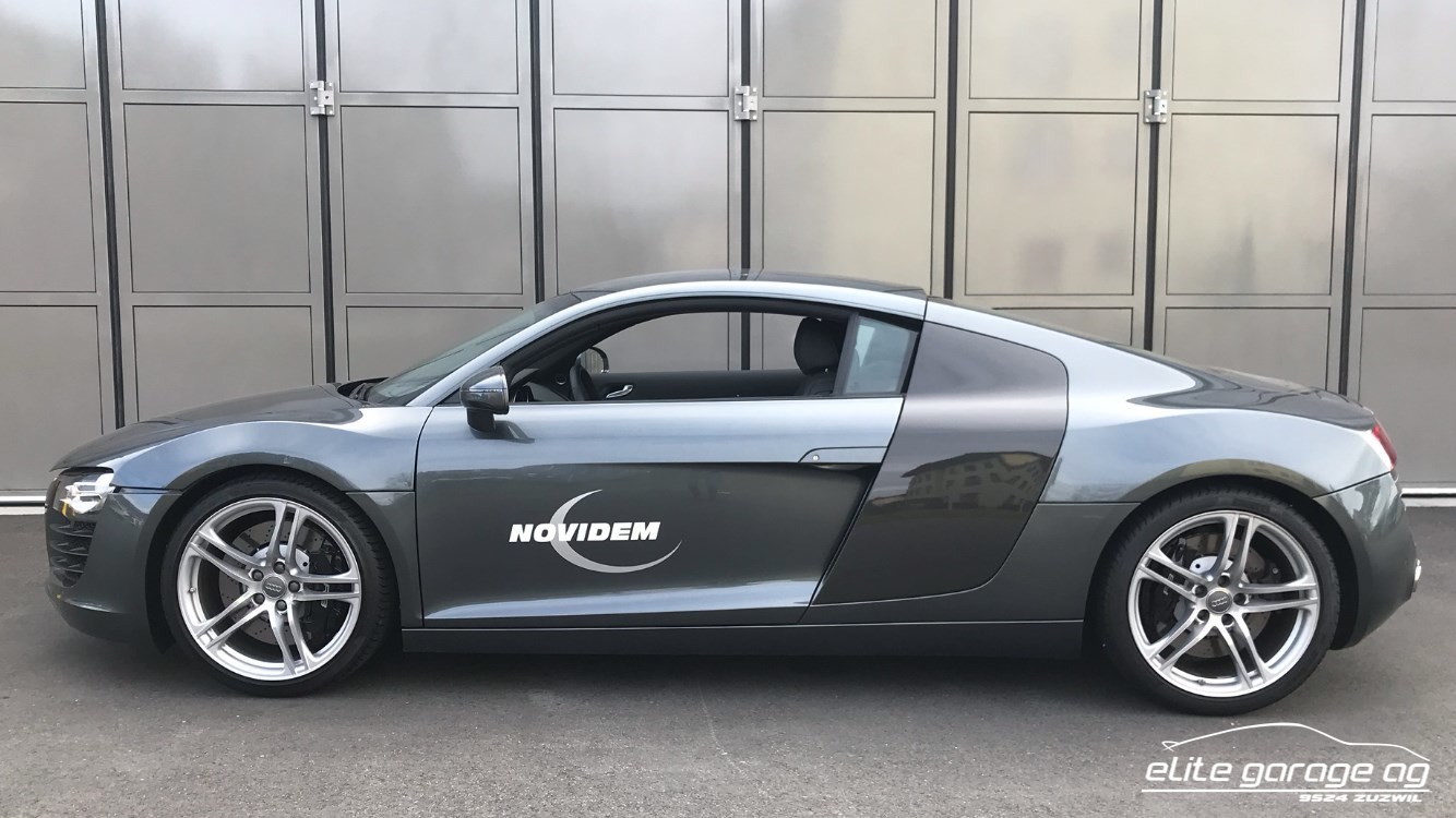 AUDI R8 Coupé 4.2-image-2