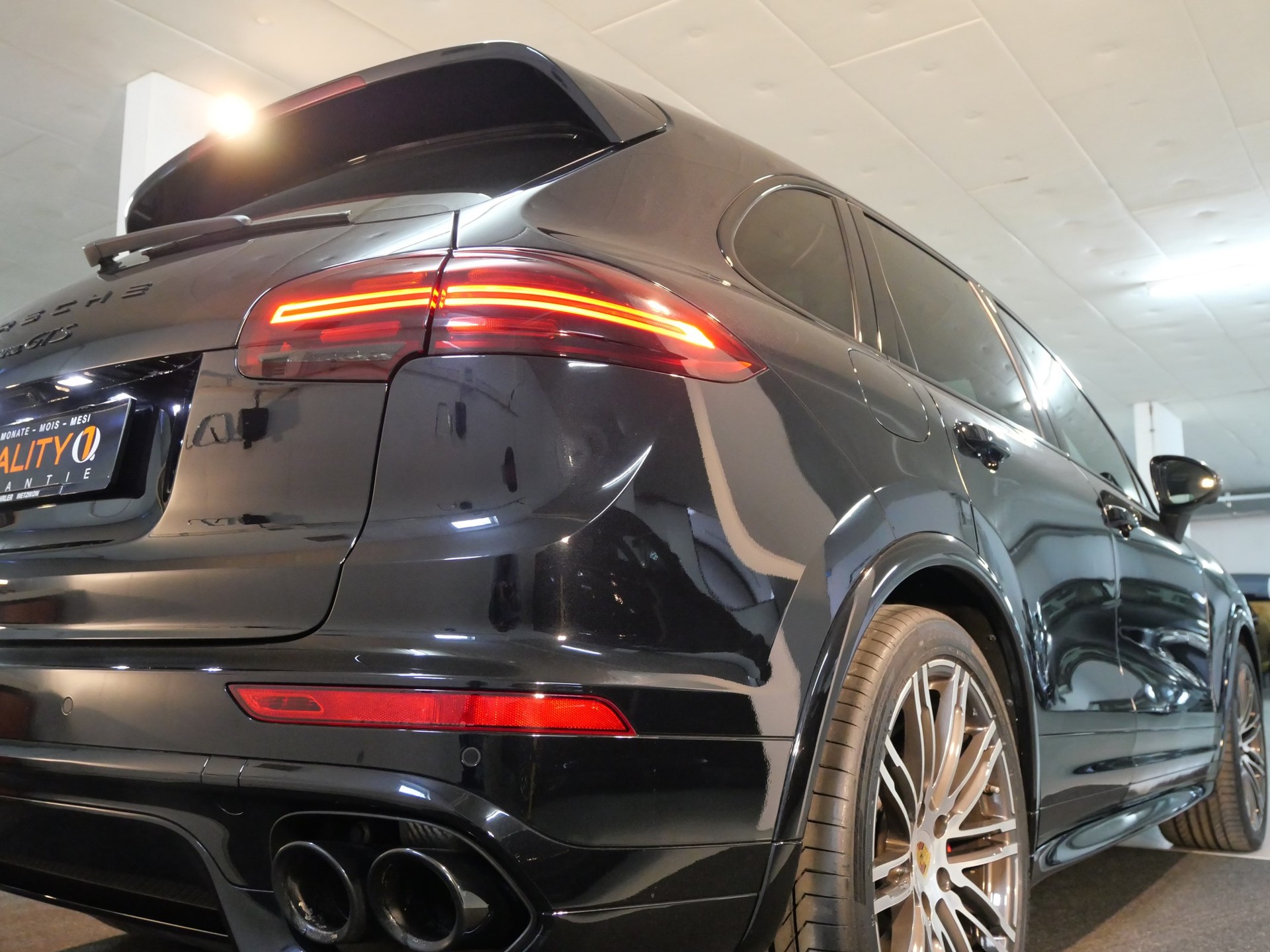 PORSCHE Cayenne GTS-image-7