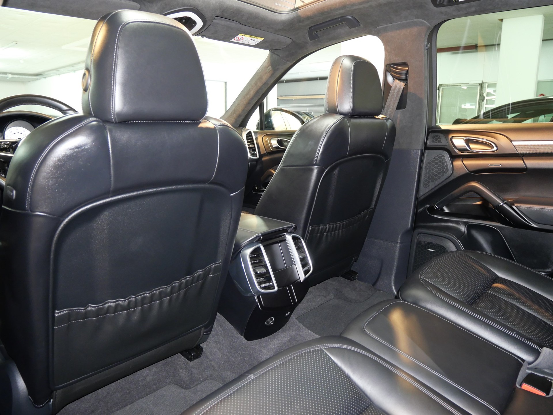 PORSCHE Cayenne GTS-image-26