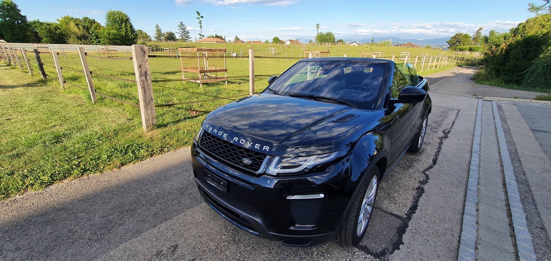LAND ROVER Range Rover Evoque Convert. 2.0Si4 HSE Dynamic AT9-image-5