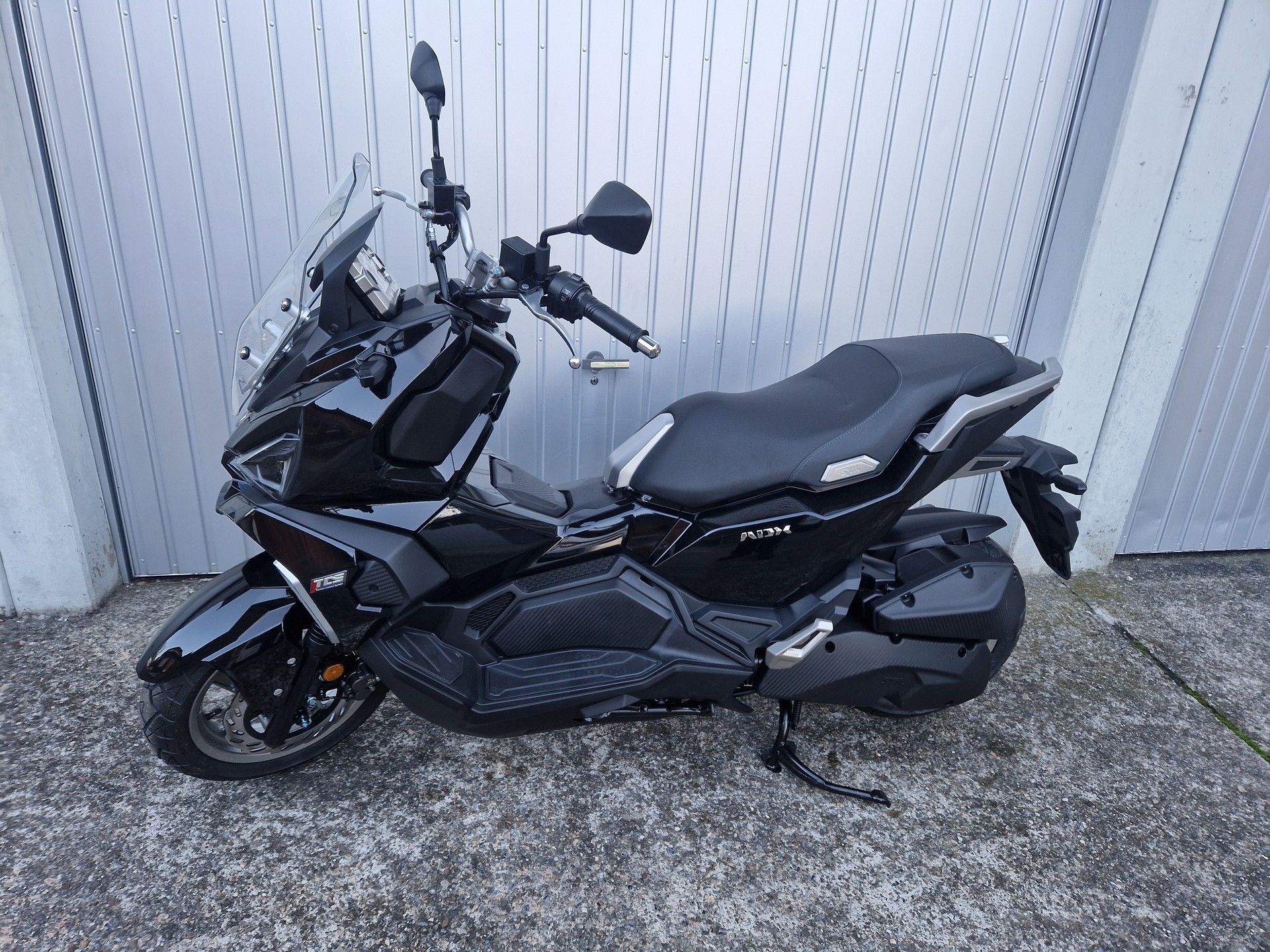 SYM ADX 125-showroom-element-1