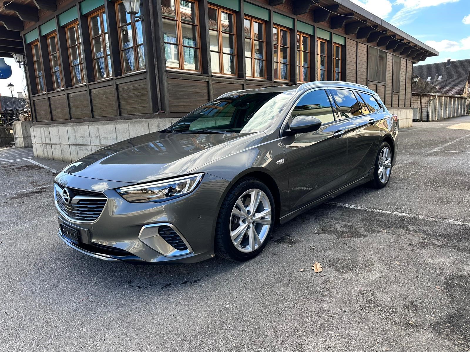 OPEL Insignia 2.0 BiDTI Sports Tourer GSI 4WD Auto-image-1