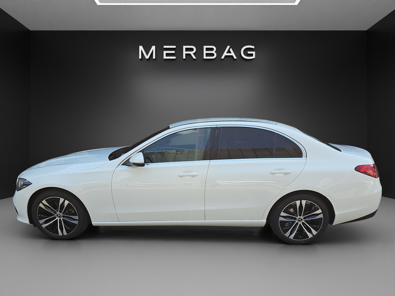MERCEDES-BENZ C 220 d 4 Matic Avantgarde-image-1