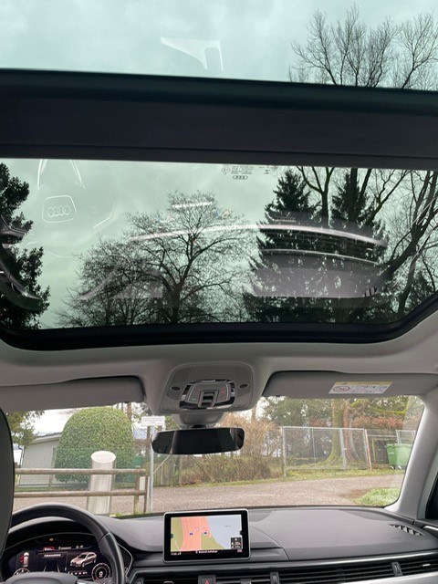 AUDI A4 Avant 3.0 TDI Design quattro tiptronic-image-5