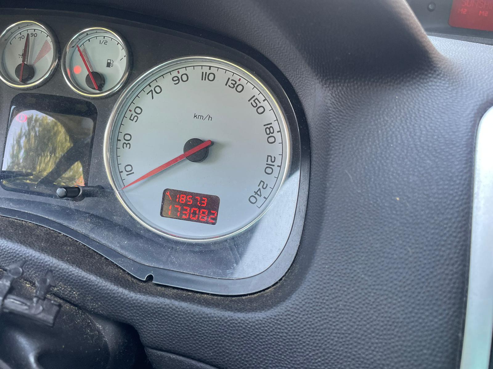 PEUGEOT 307 CC 2.0 16V-image-4