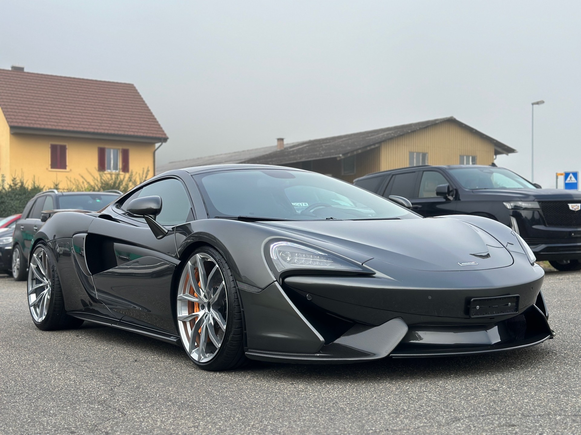 McLAREN 570GT Coupé 3.8 V8 SSG-image-2