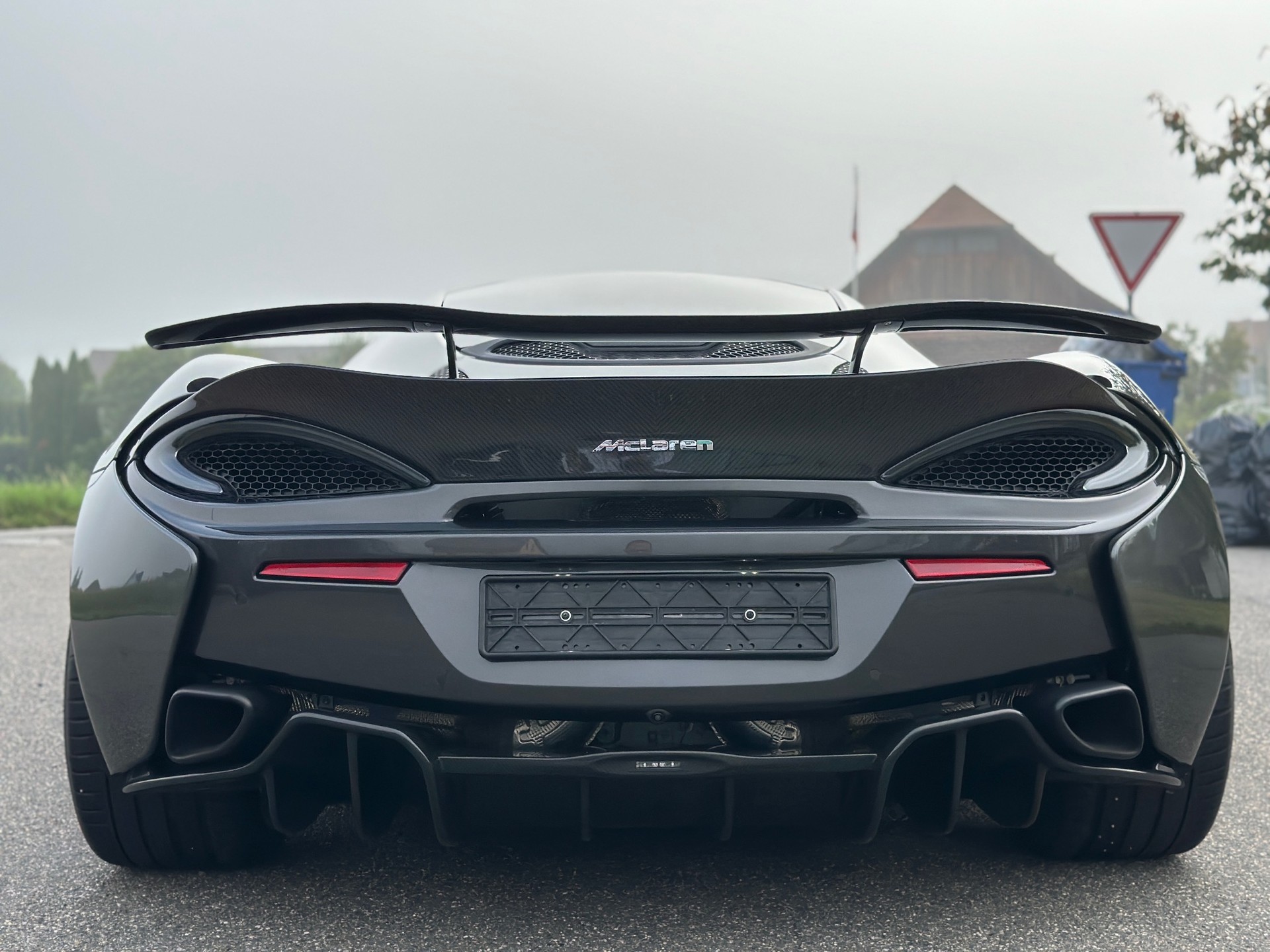 McLAREN 570GT Coupé 3.8 V8 SSG-image-4