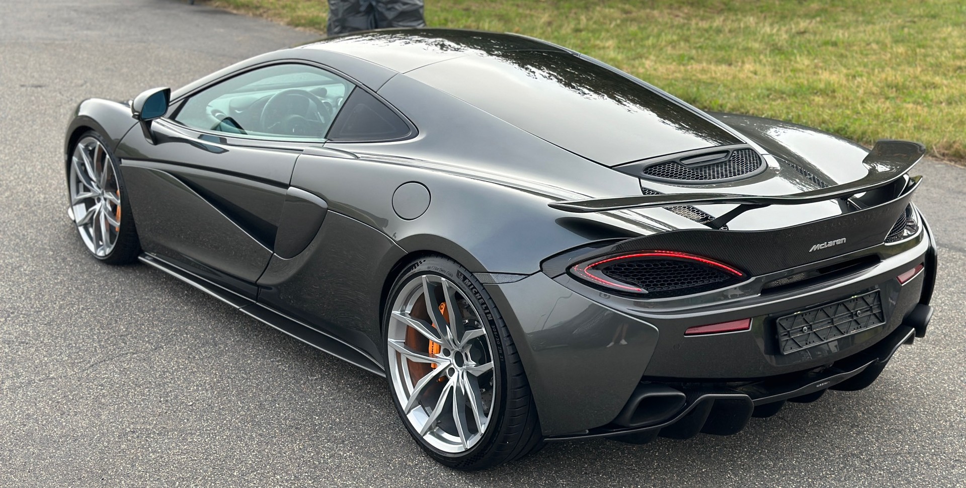 McLAREN 570GT Coupé 3.8 V8 SSG-image-15