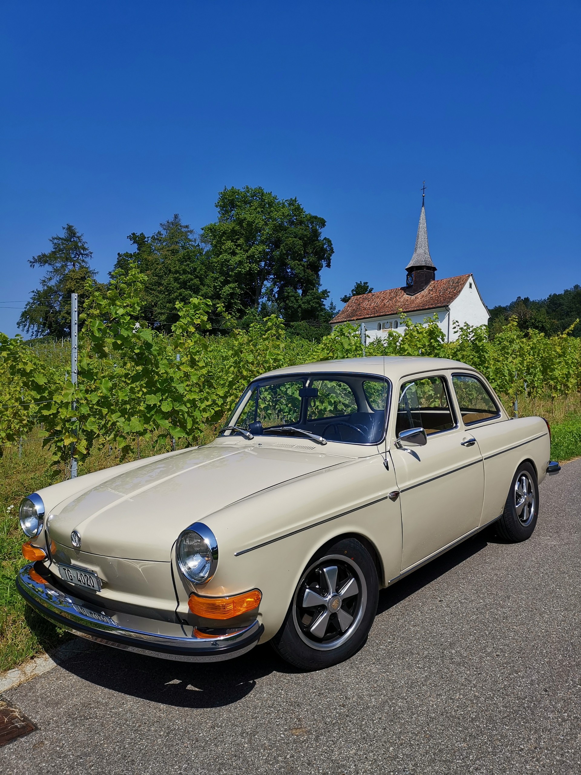VW VW 31- 1600L Notchback-image-7
