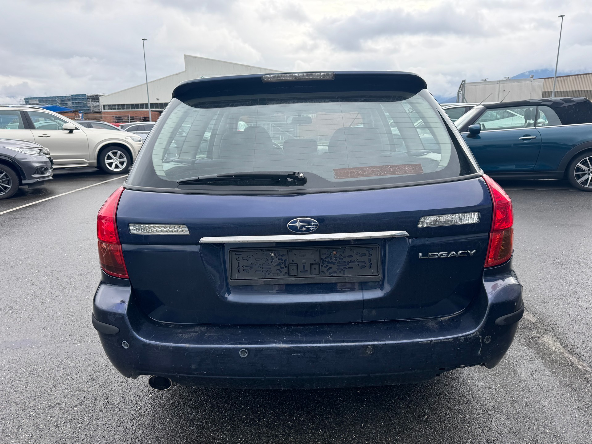 SUBARU Legacy 2.0i AWD-image-4