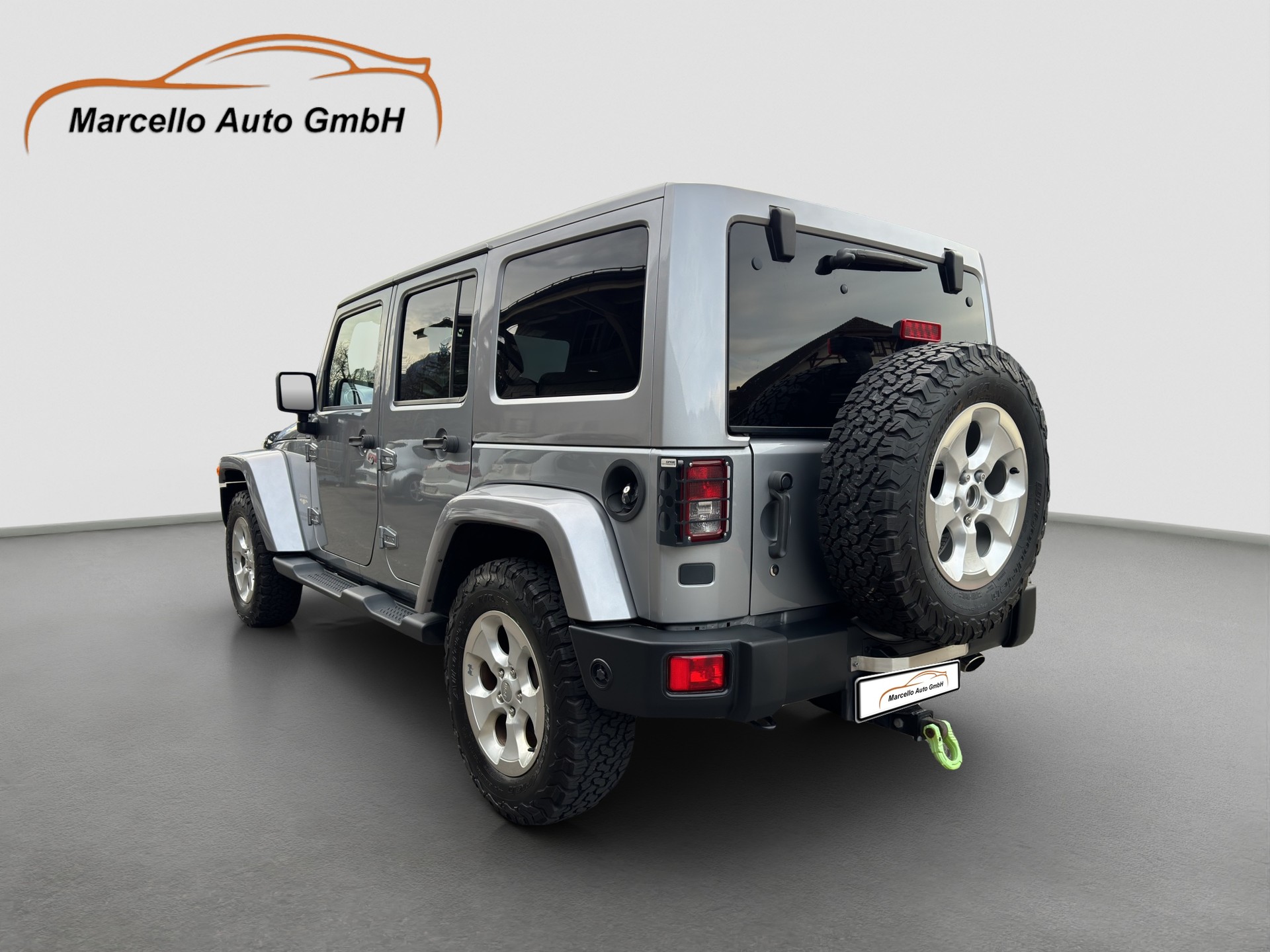 JEEP Wrangler 3.6 Unlimited Sahara Automatic hardtop (Gasanlage)-image-14