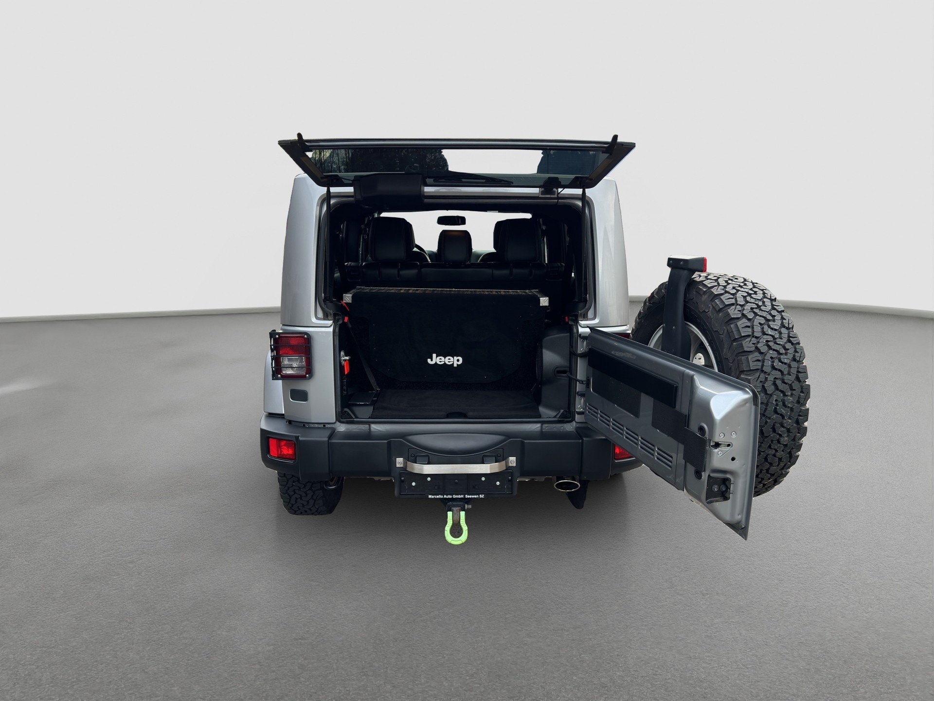 JEEP Wrangler 3.6 Unlimited Sahara Automatic hardtop (Gasanlage)-image-13