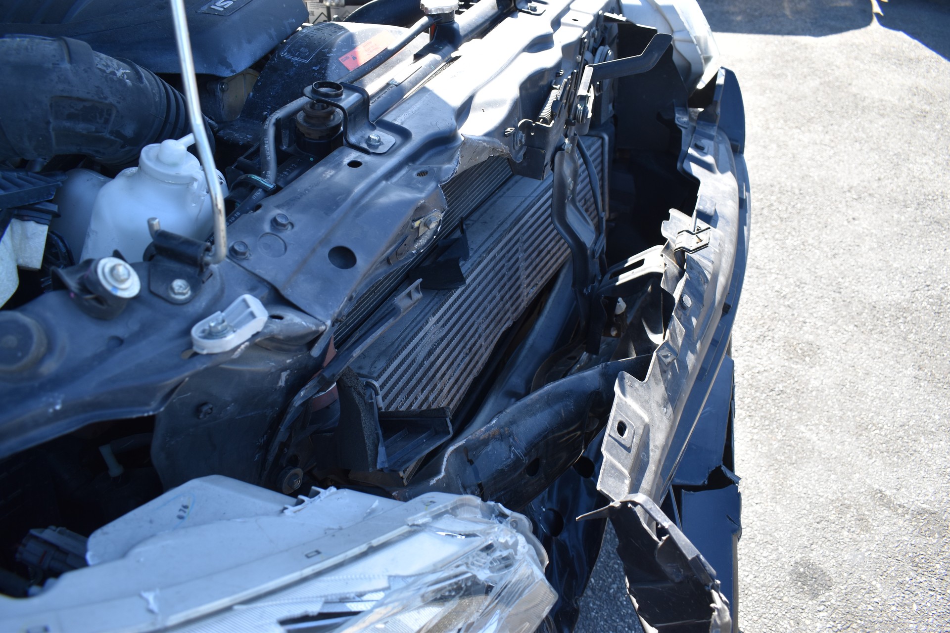ISUZU D-MAX 1.9 Crew Cab Solar 4x4 A-image-3