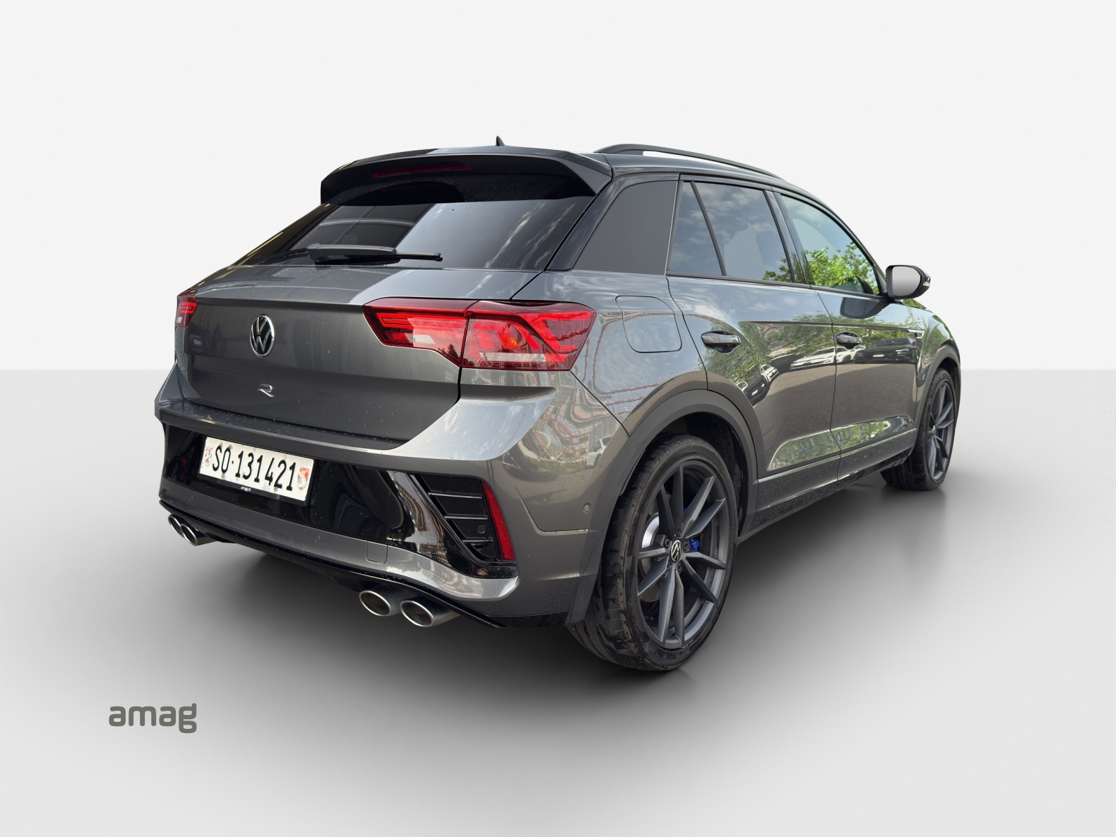 VW T-Roc 2.0 TSI R DSG 4Motion-image-6