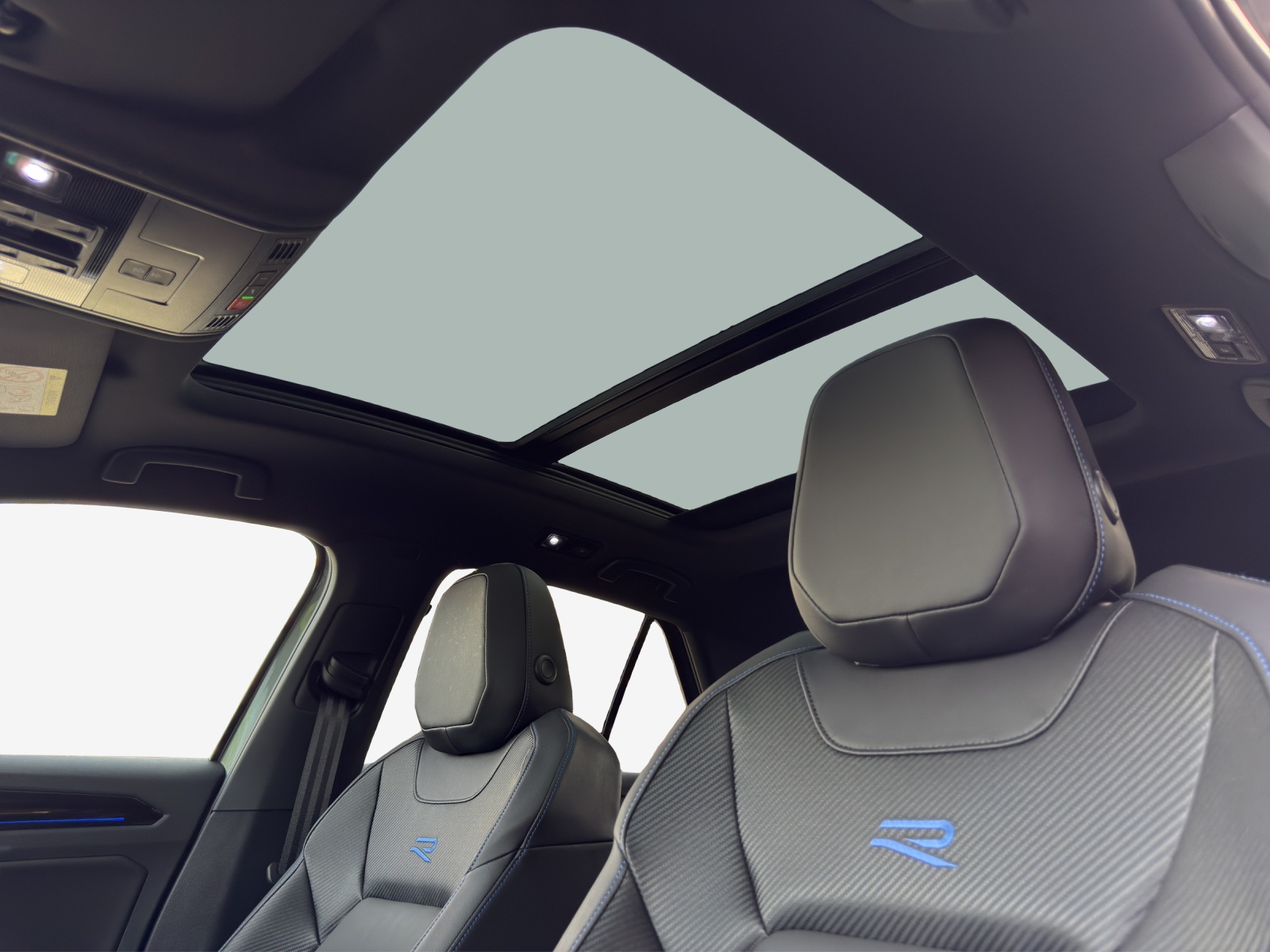 VW T-Roc 2.0 TSI R DSG 4Motion-image-13