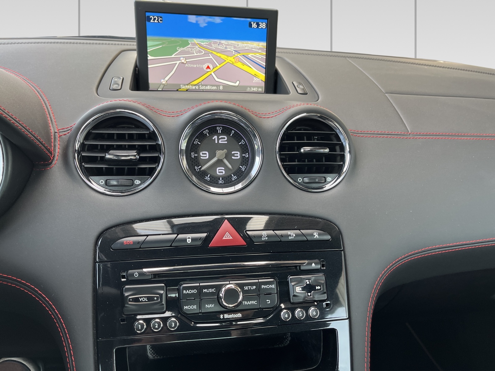 PEUGEOT RCZ R 1.6 Turbo-image-10