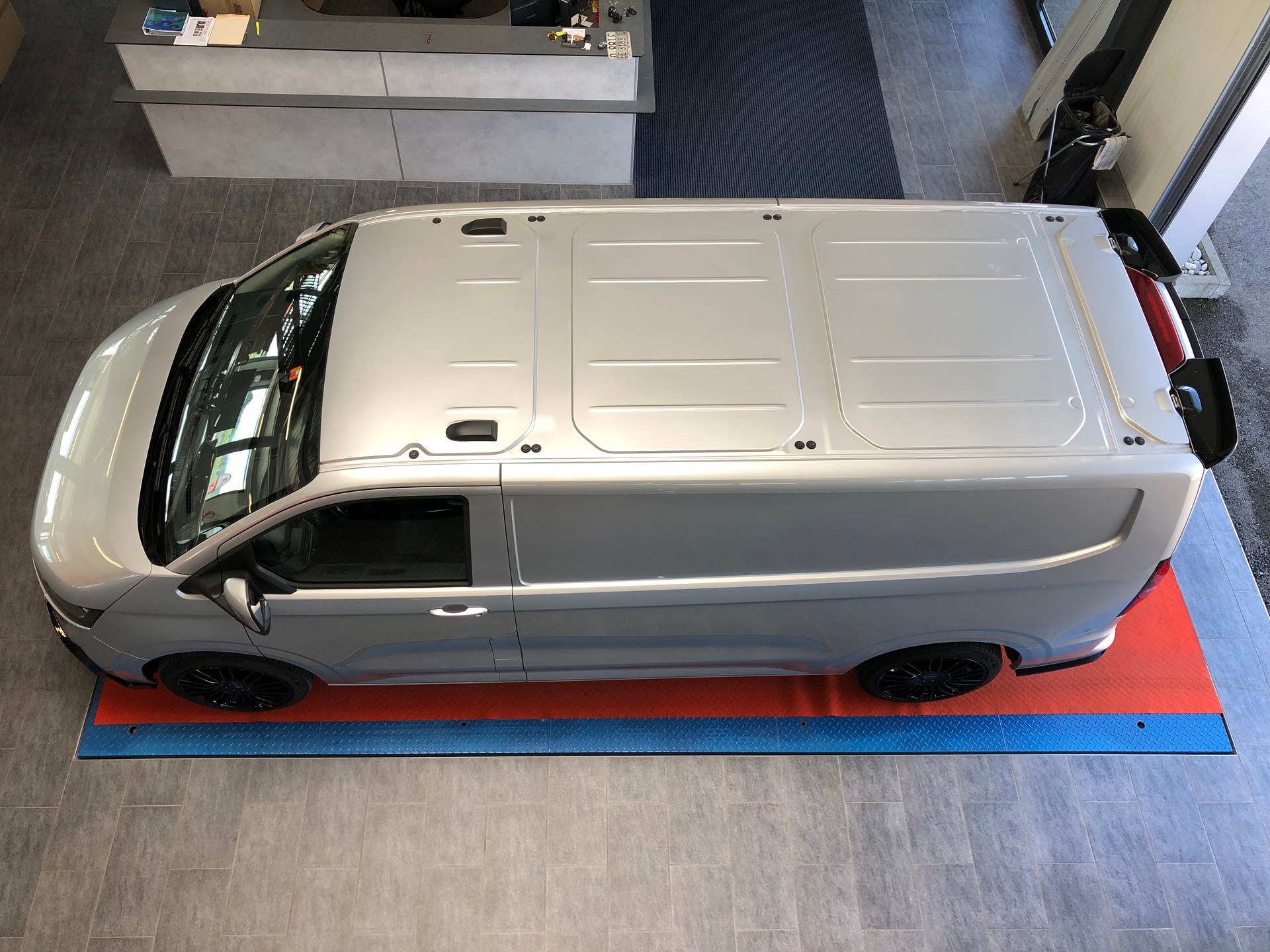 VW Transporter T7 2.0 TDI Lang 110PS-image-25