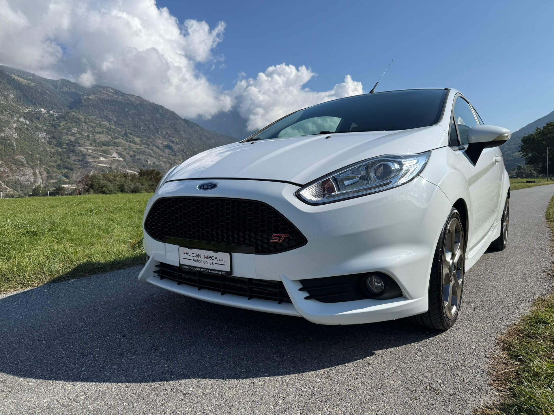 FORD Fiesta 1.6 SCTi ST-2-image-2