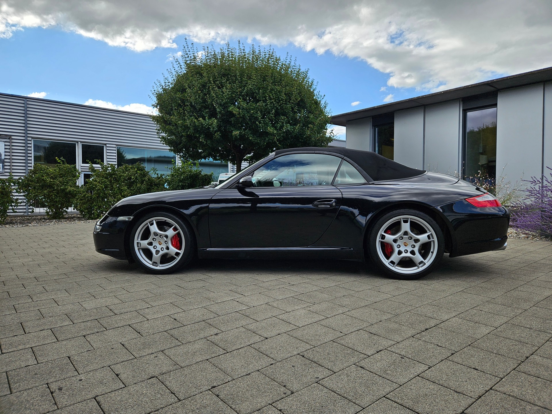 PORSCHE Carrera S-image-2