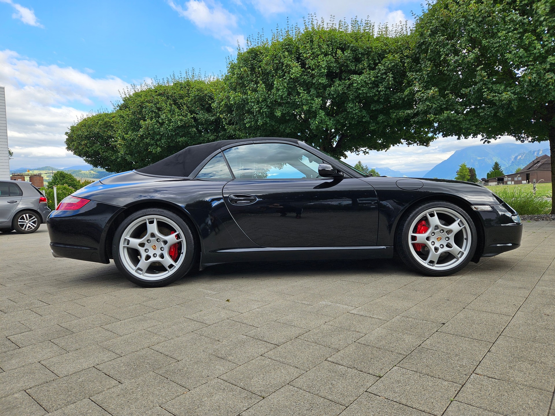 PORSCHE Carrera S-image-5