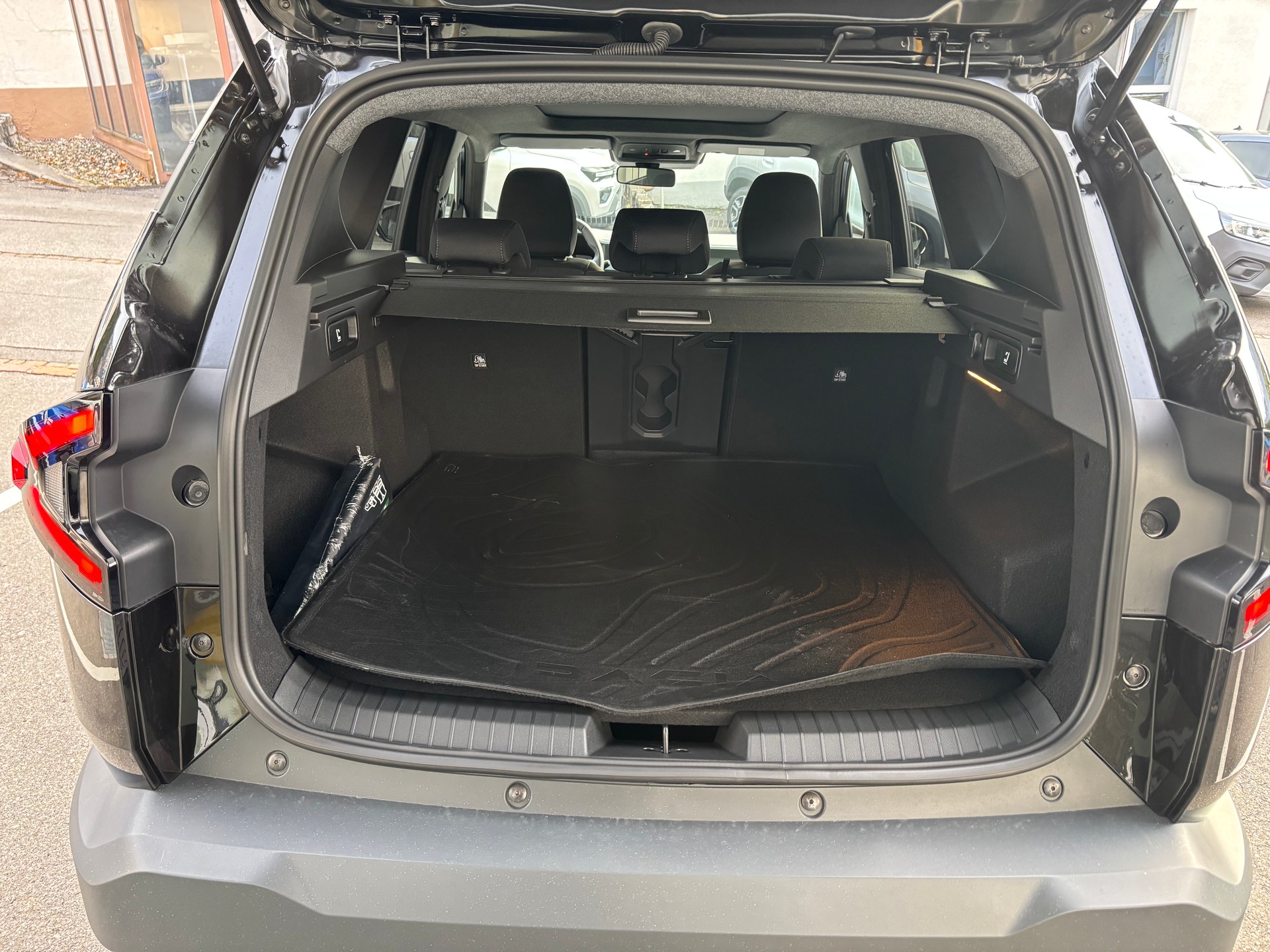 DACIA Bigster Extreme Mild Hybrid 130 4X4-image-9