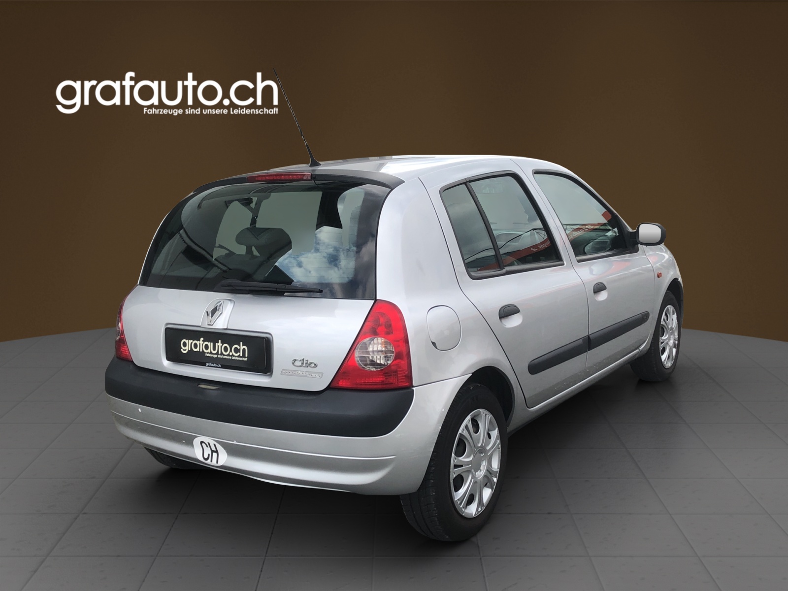 RENAULT Clio 1.2 16V 75 Expression-image-4