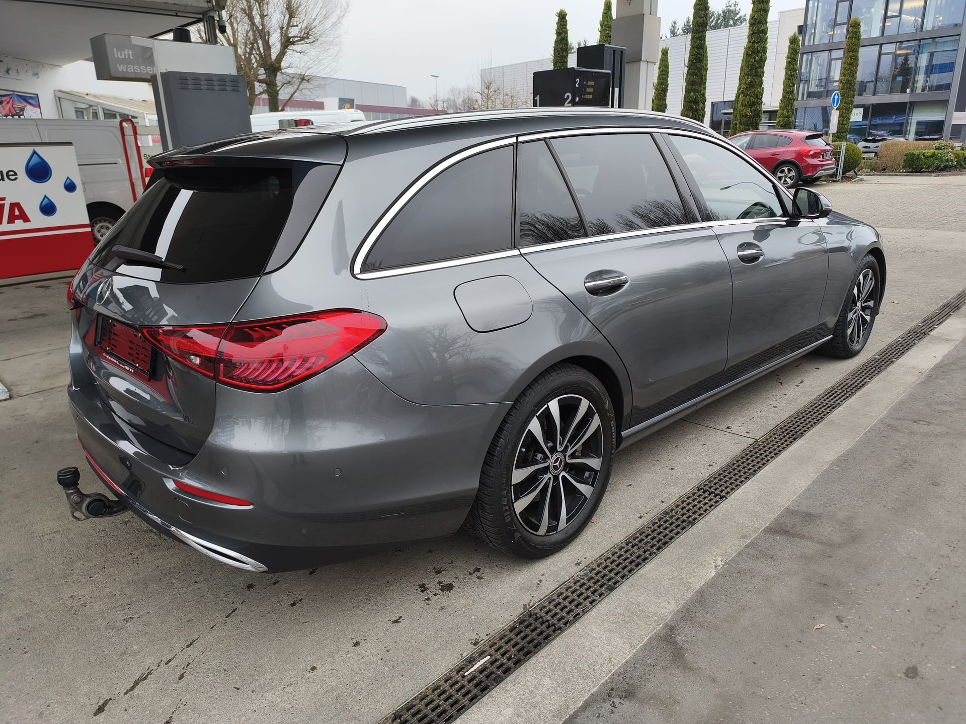 MERCEDES-BENZ MERCEDES-BENZ C 220 d T 4Matic Avantgarde-image-2