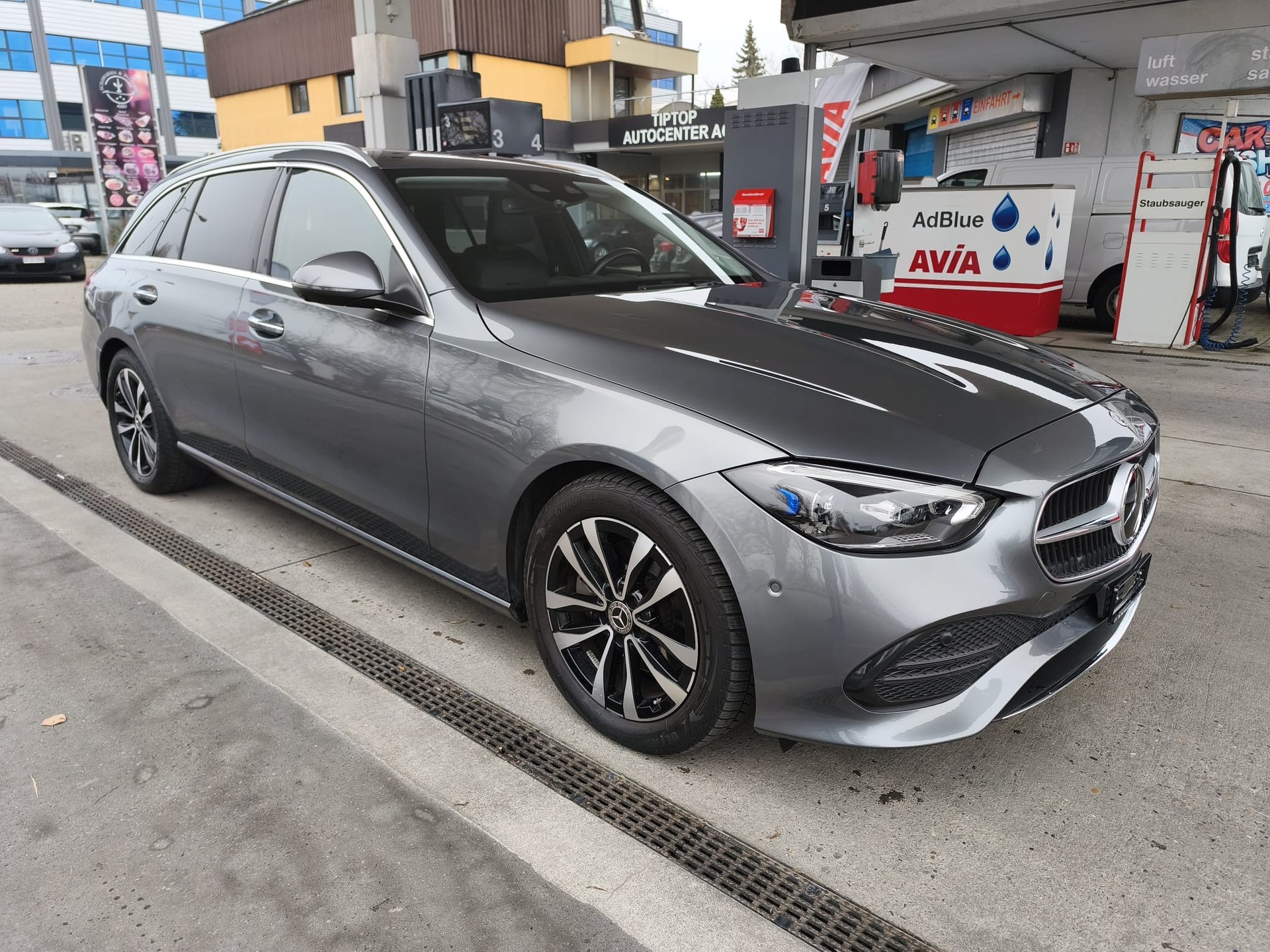 MERCEDES-BENZ MERCEDES-BENZ C 220 d T 4Matic Avantgarde-image-0