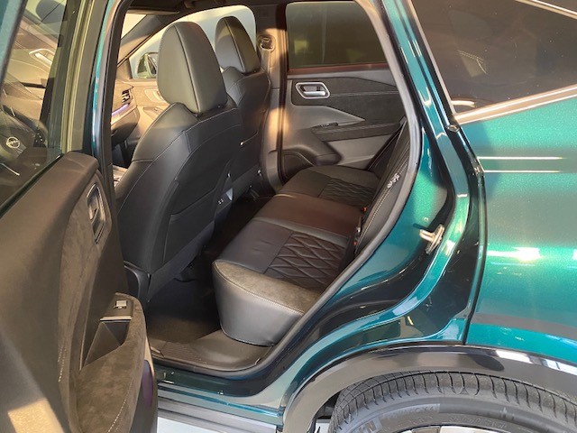NISSAN Qashqai 1.5 VC-T Tekna+-image-9