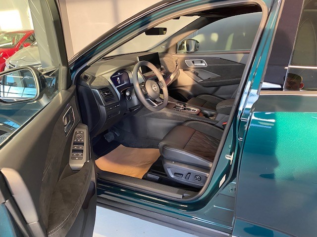 NISSAN Qashqai 1.5 VC-T Tekna+-image-8