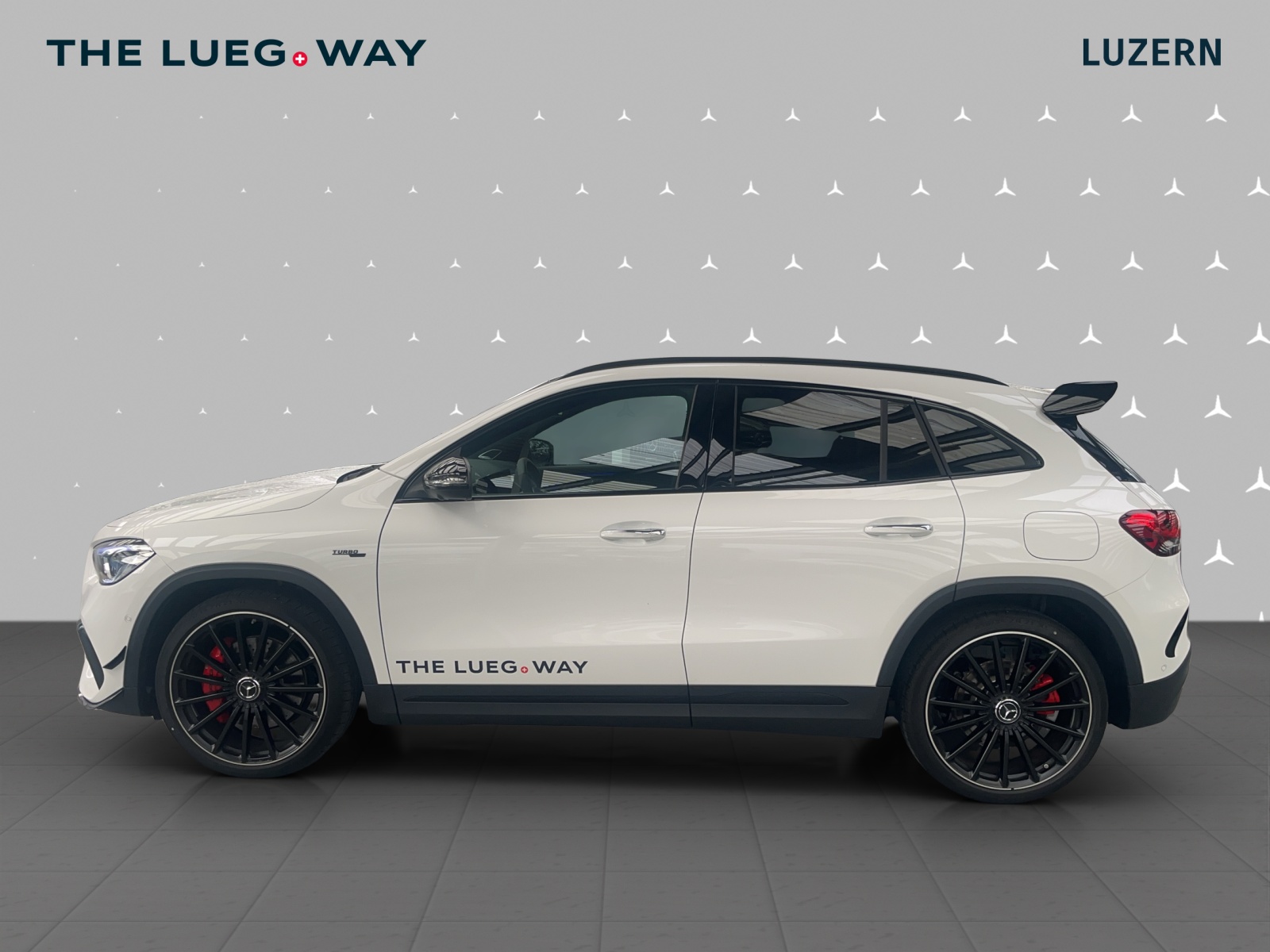 MERCEDES-BENZ GLA AMG 35 4Matic 8G-DCT-image-3