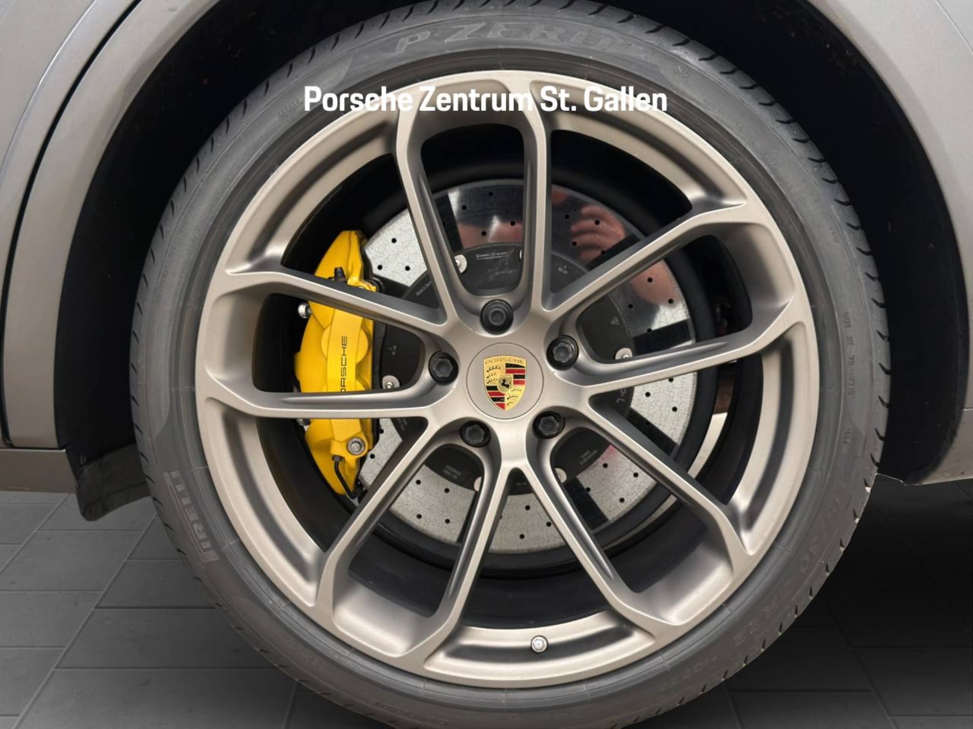 PORSCHE Cayenne Turbo S E-Hybrid Coupé-image-10