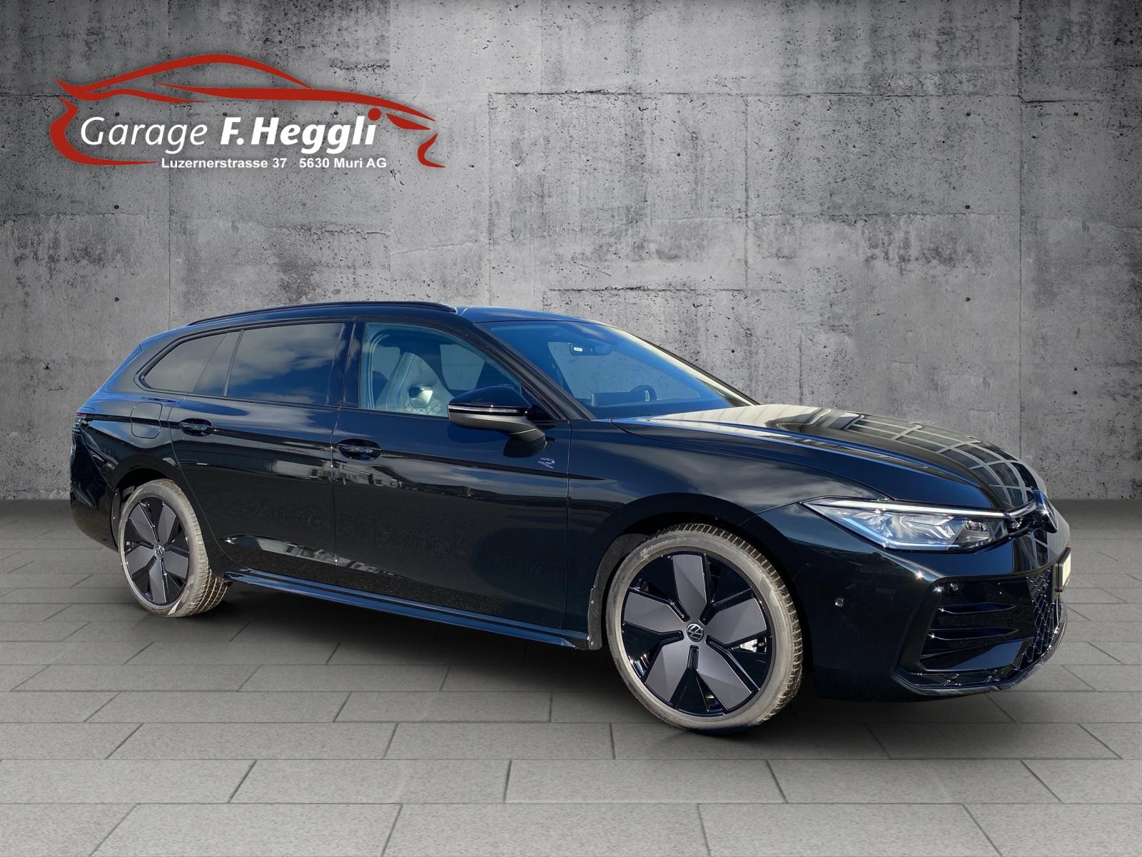 VW Passat Variant 2.0 TDI R-Line DSG 4motion-image-1