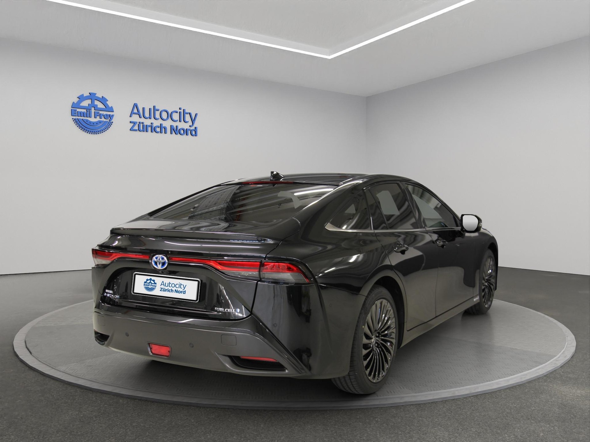 TOYOTA Mirai Fuel Cell Platinum-showroom-element-1