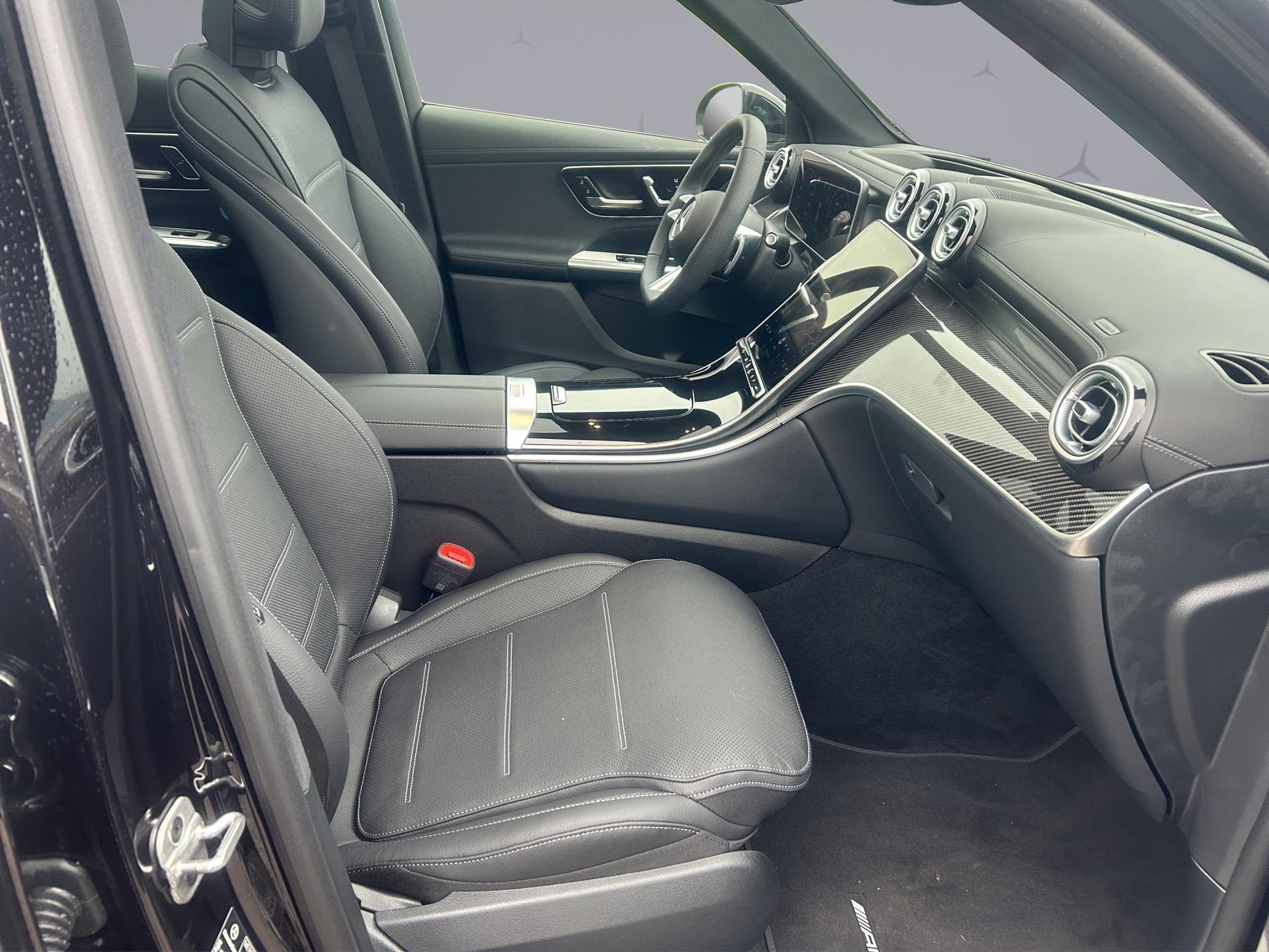 MERCEDES-BENZ GLC 450 d AMG Line 4matic-image-15