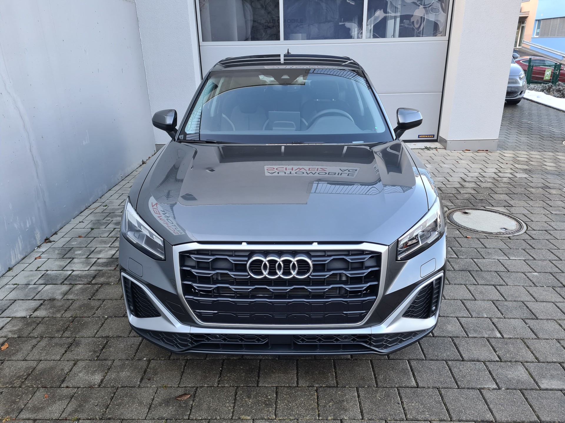 AUDI Q2 35 TFSI S line S-tronic-image-3