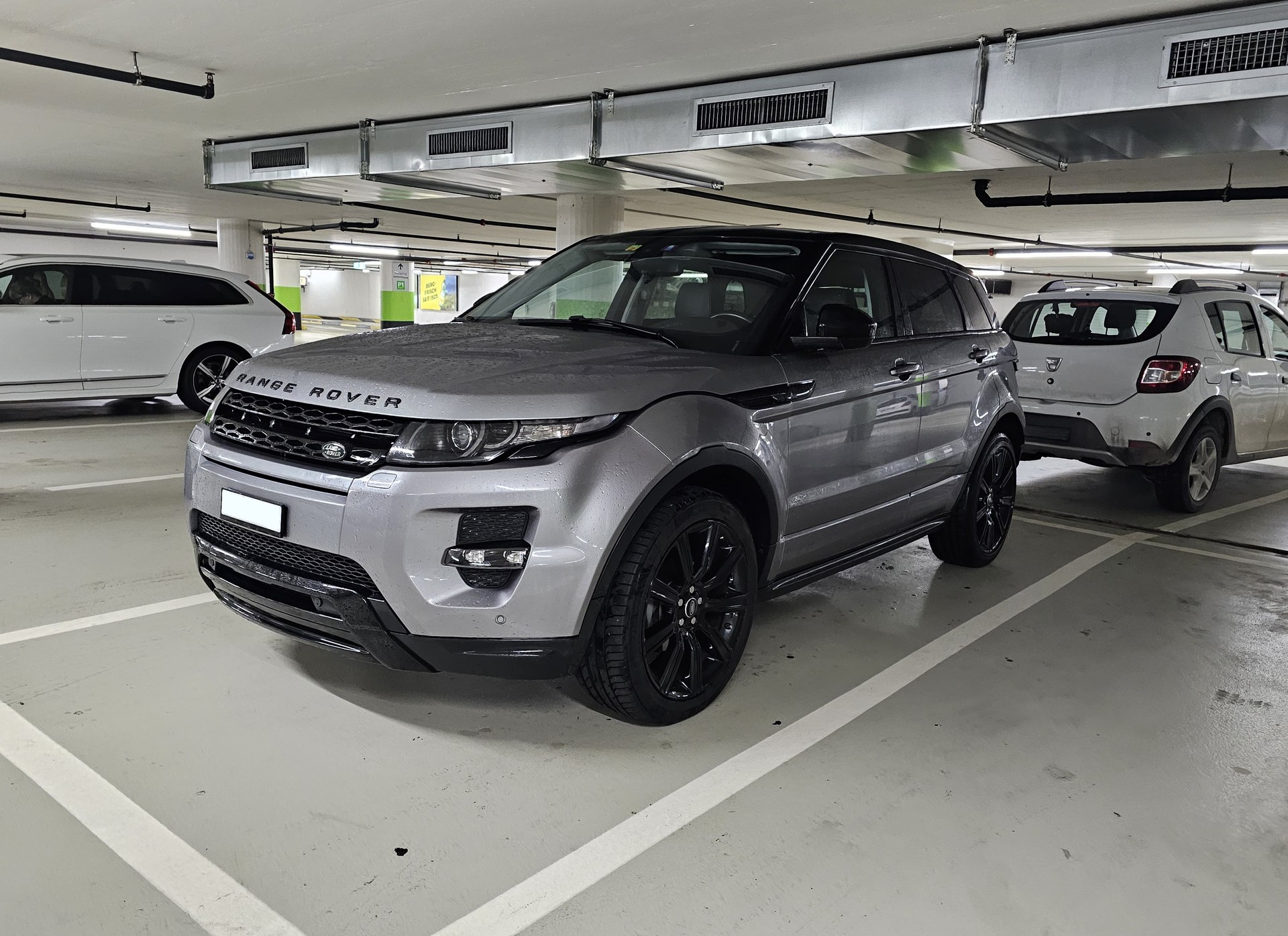 LAND ROVER Range Rover Evoque 2.0 Si4 Dynamic AT9-image-0