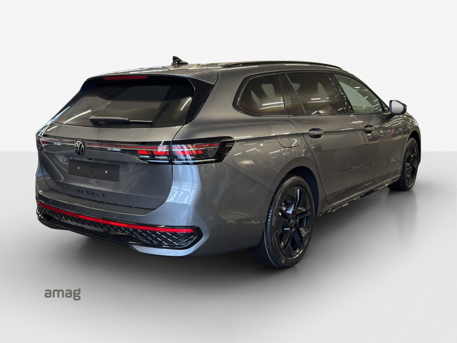 VW Passat Variant 2.0 TSI evo4 R-Line 4 Motion DSG-image-4