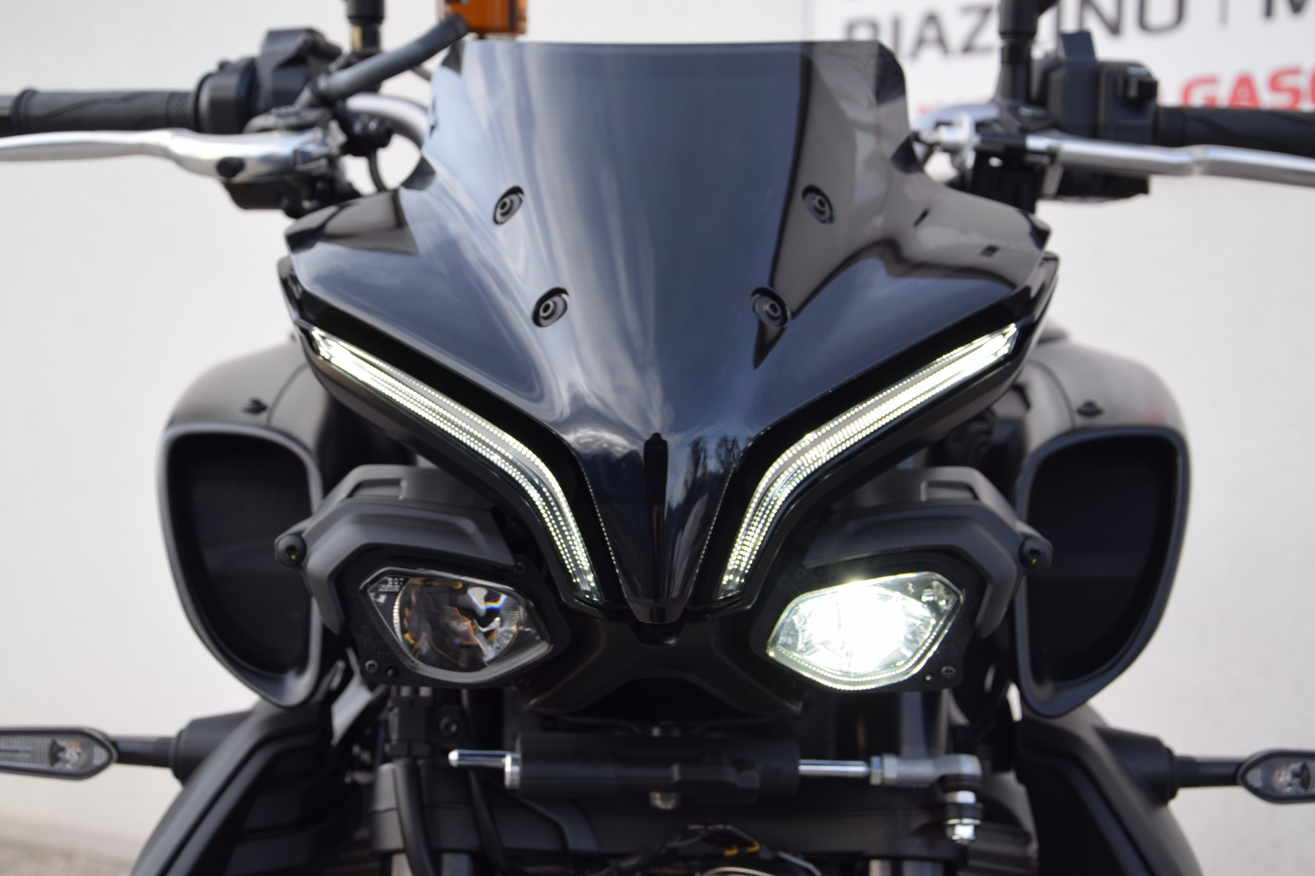 YAMAHA MT-10 ABS-image-12