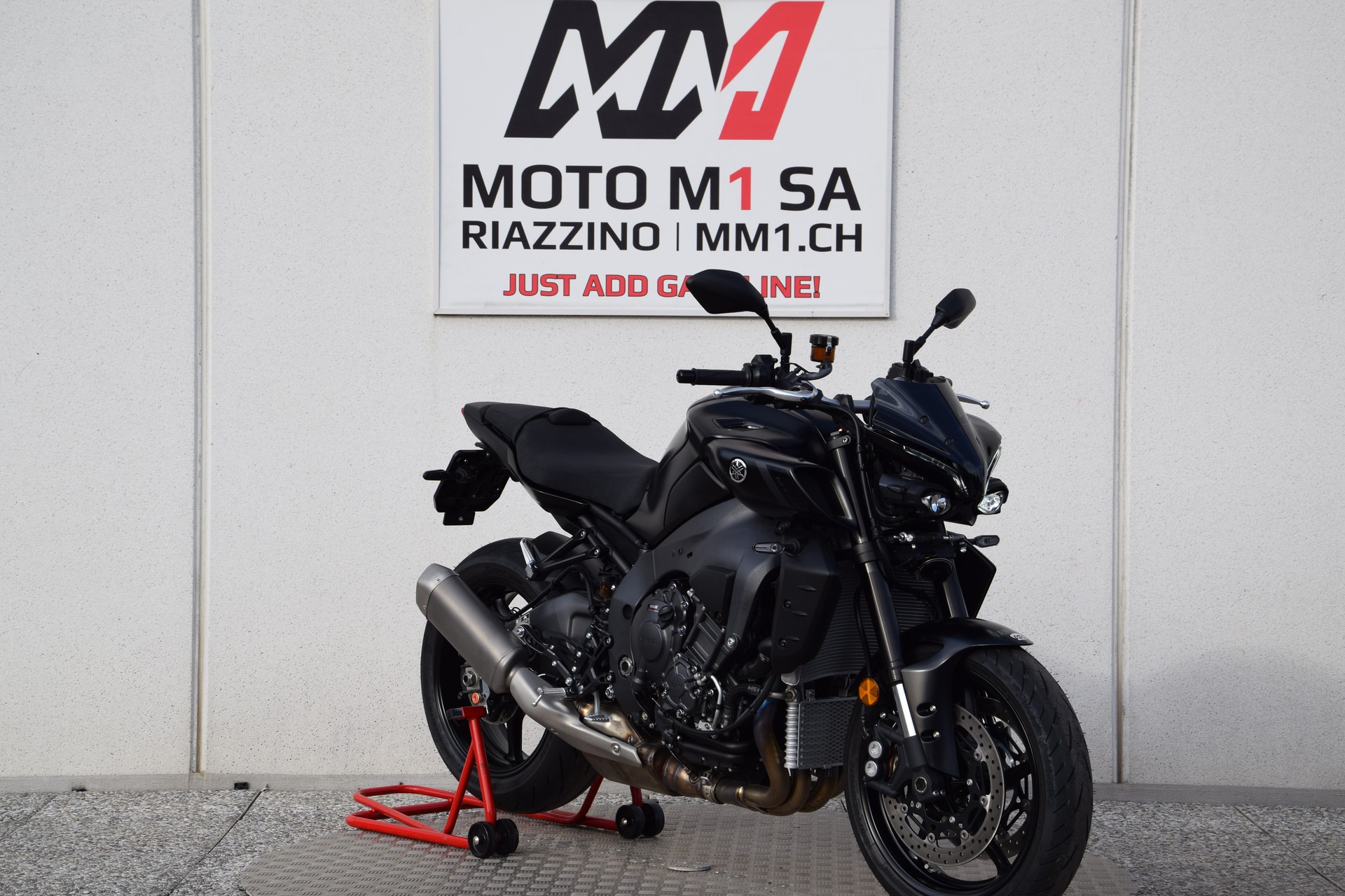 YAMAHA MT-10 ABS-showroom-element-1