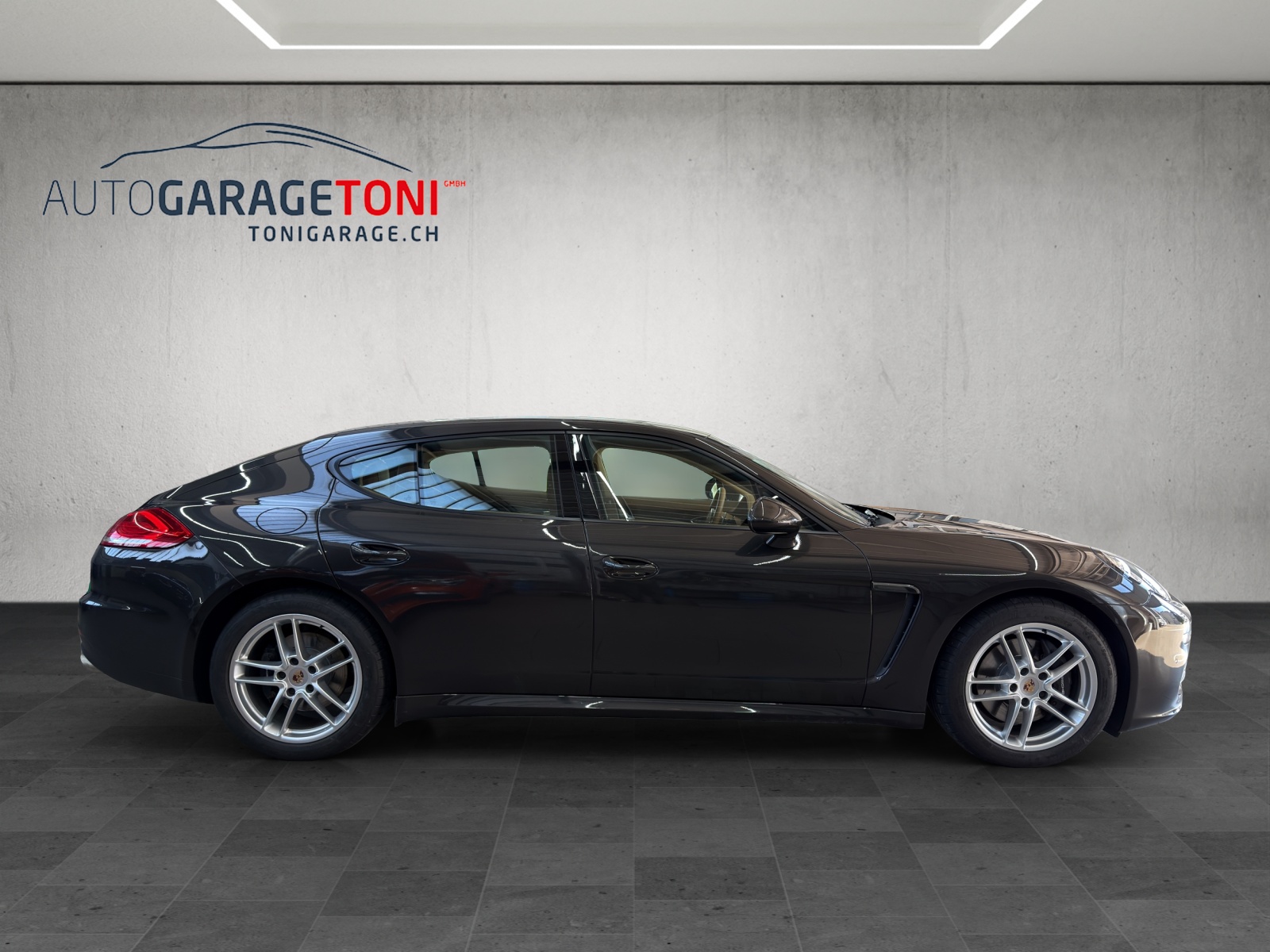 PORSCHE Panamera 4 3.6 PDK-image-4