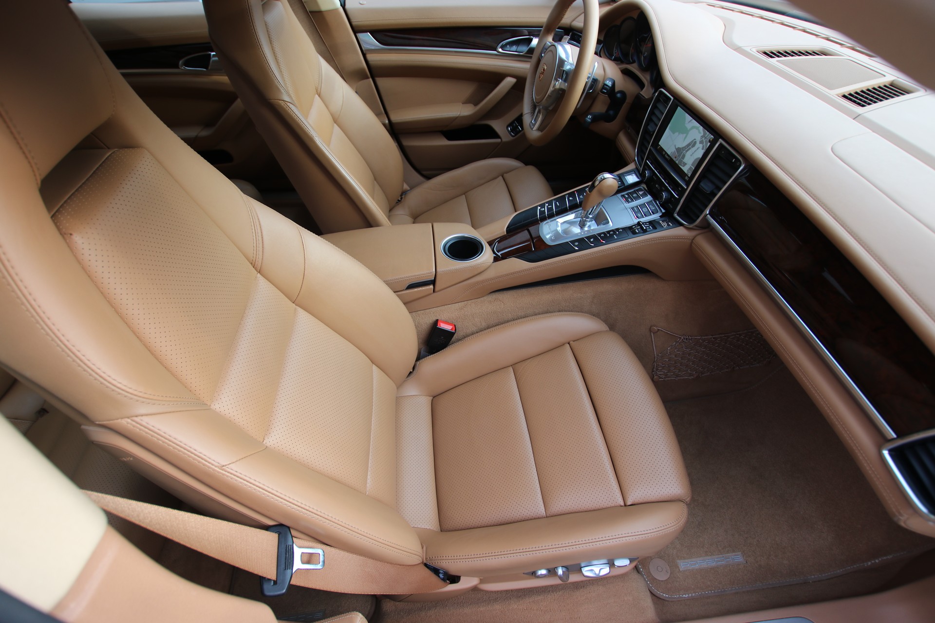 PORSCHE Panamera 4 3.6 PDK-image-12