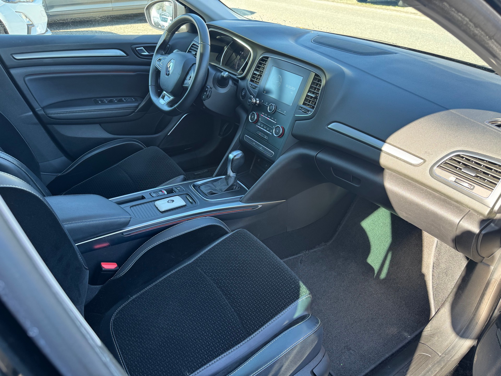 RENAULT Mégane Grandtour 1.5 dCi GT Line EDC-image-7