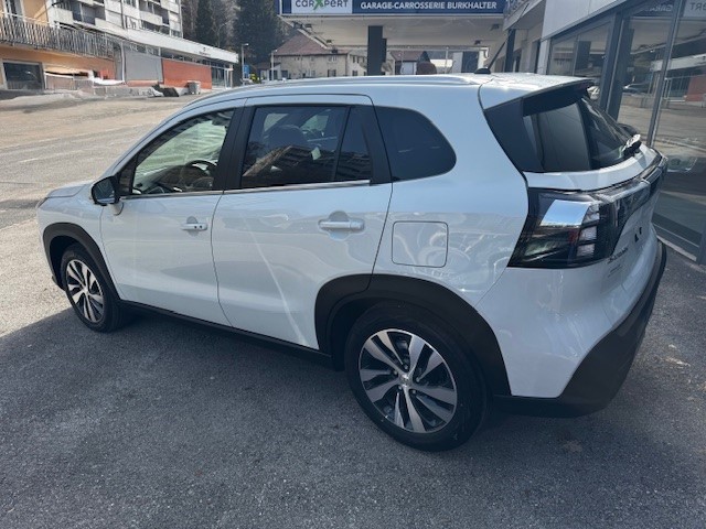 SUZUKI S-Cross 1.4 16V Compact Top MHD 4WD Automatic-image-3